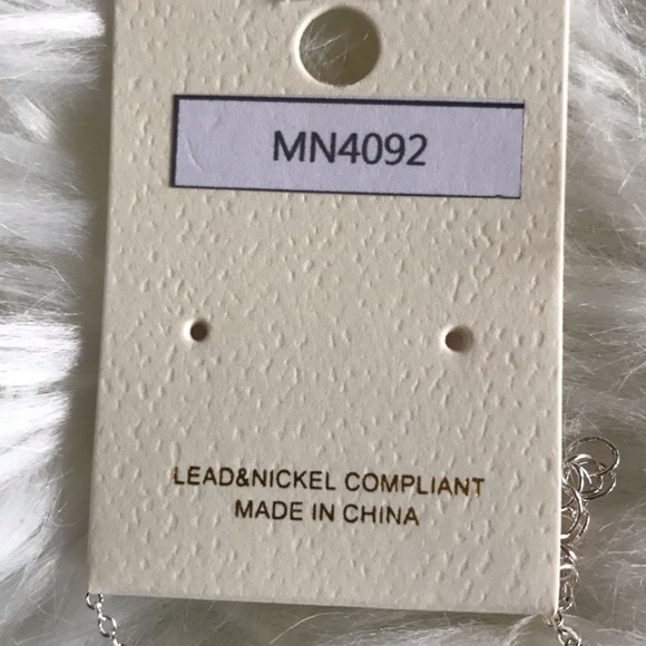 Snowman Necklace - Picture 4 of 8